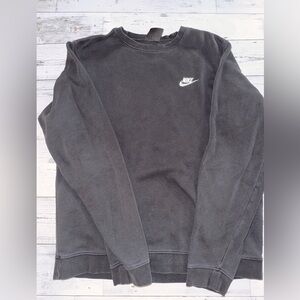 Nike Men's black Crewneck Sweater